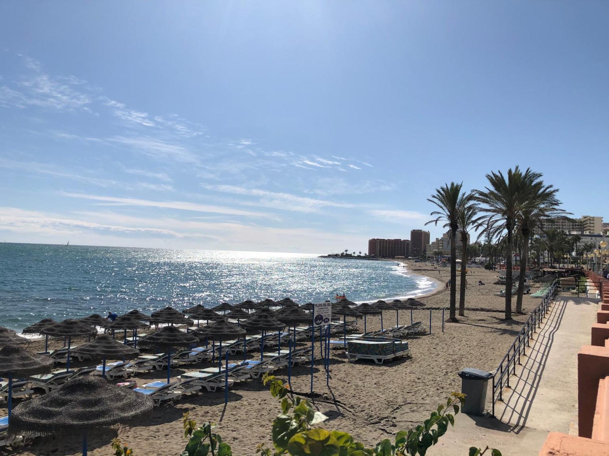 Victoria Luxury Beachfront Apartment In Benalmadena Costa Exterior foto