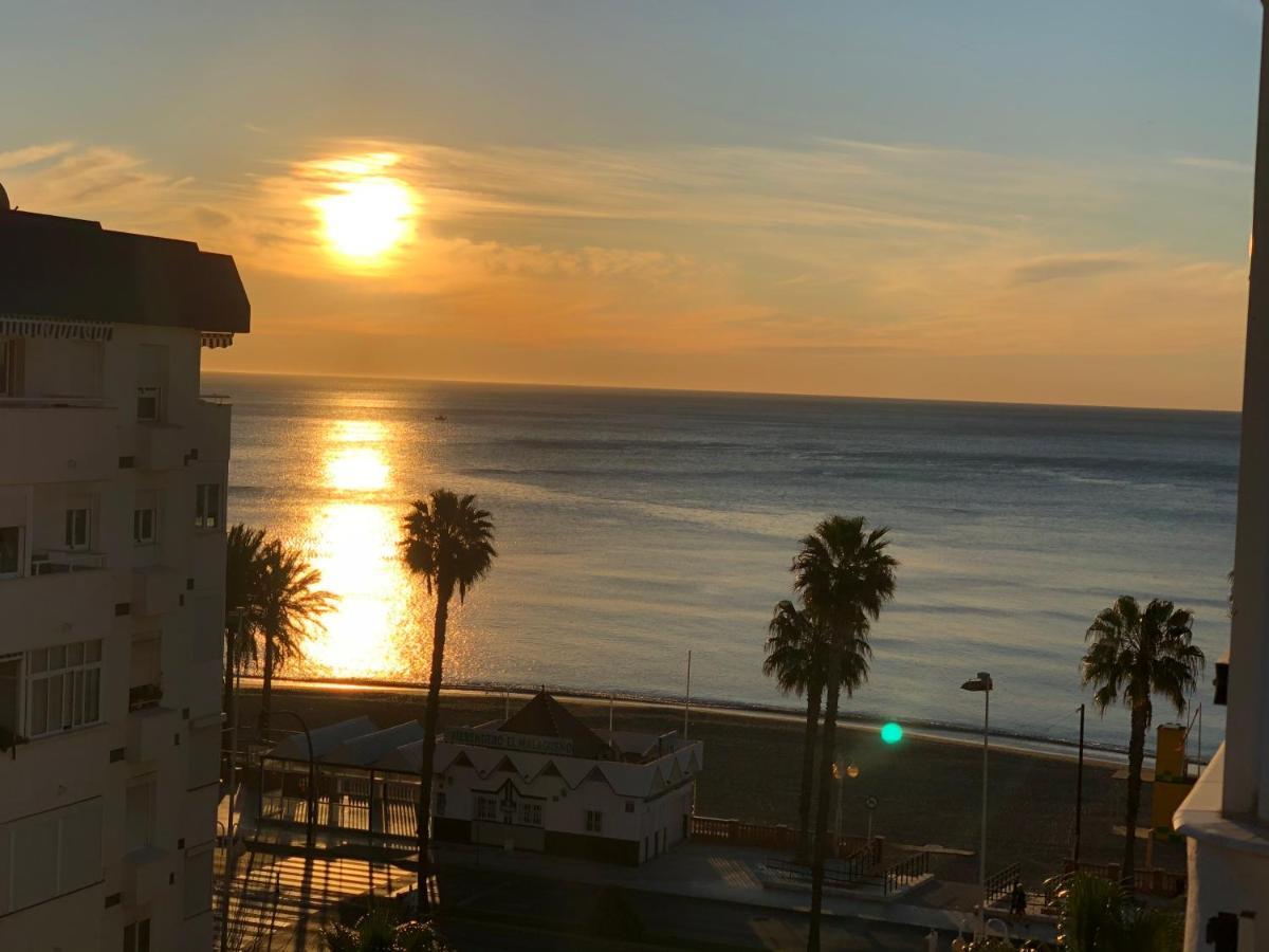 Victoria Luxury Beachfront Apartment In Benalmadena Costa Exterior foto